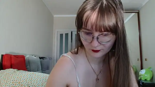 KiraGoldens online show from 04/13/26, 06:28