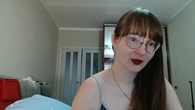 KiraGoldens online show from 03/15/26, 06:20