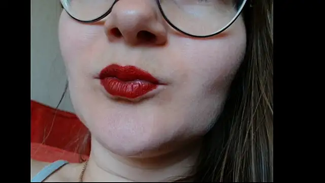 KiraGoldens online show from 05/22/26, 05:49