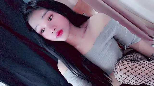 amomentoflust69 online show from 02/28/26, 06:02