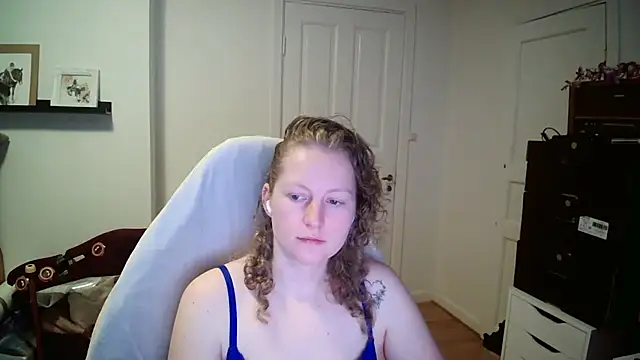 Girlnina-1995 online show from 02/11/26, 10:04