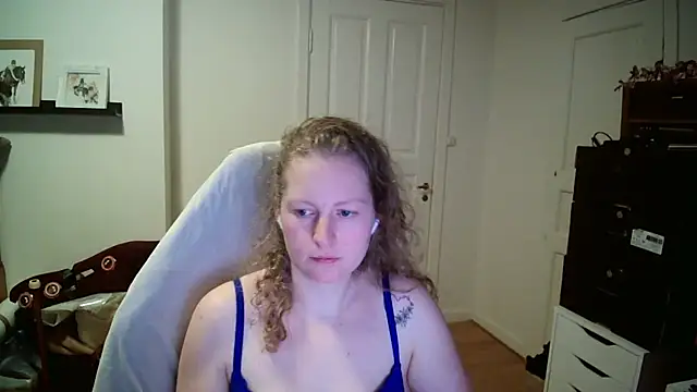 Girlnina-1995 online show from 02/11/26, 10:09