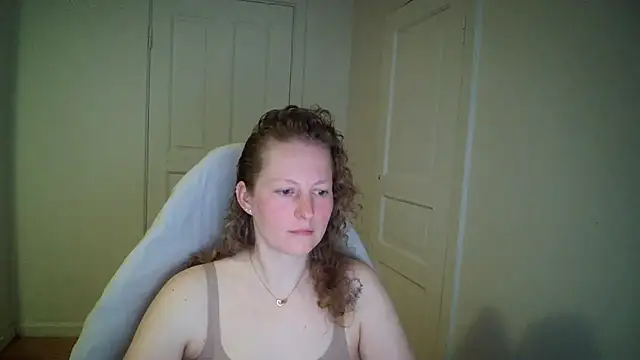 Girlnina-1995 online show from 04/02/26, 07:26