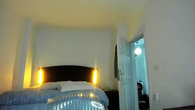 Snapshot of seloriya chatting on 10/03/25, 06:09 seloriya online show from 10/03/25, 06:09