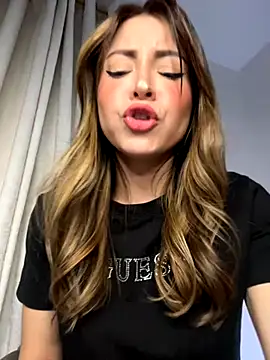 abby1nicolette online show from 11/15/25, 05:00