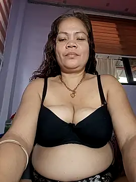 hotbabes163 online show from 04/19/26, 07:31