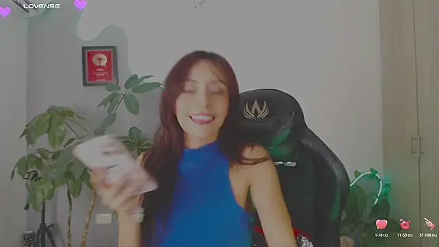 LauPolett online show from 06/21/26, 11:54