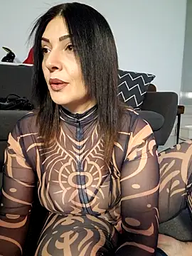 AryaSummersReal online show from 04/12/26, 08:06