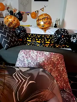 AryaSummersReal online show from 10/29/25, 07:57