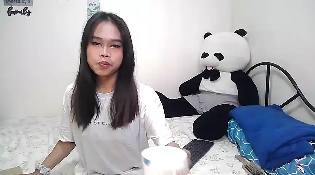 rihanna22 online show from 03/01/25, 07:08