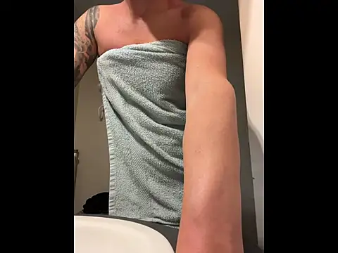 Jsummersxx online show from 12/03/25, 01:32