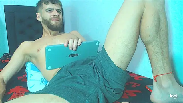 Snapshot of maihton_xx chatting on 02/27/25, 04:02 maihton xx online show from 02/27/25, 04:02