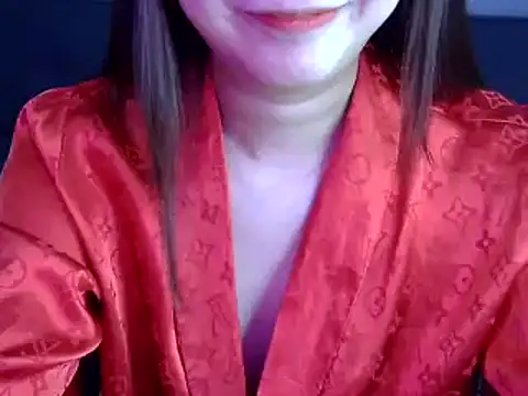 Bee 2k online show from 11/09/25, 05:22