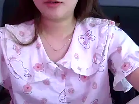 Bee 2k online show from 04/15/26, 04:18