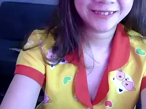 Bee 2k online show from 05/06/26, 04:16