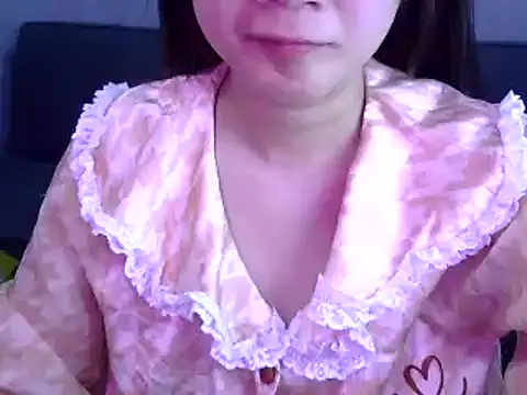 Bee 2k online show from 06/18/26, 04:22