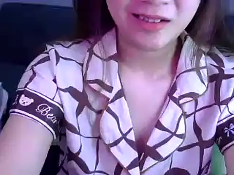 Bee 2k online show from 05/29/26, 04:29