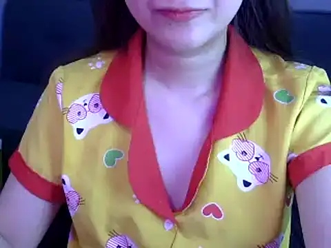 Bee 2k online show from 05/12/26, 04:31