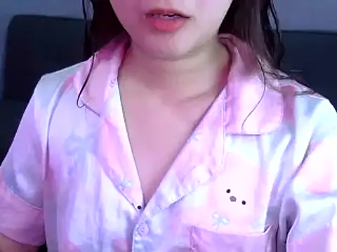 Bee 2k online show from 02/28/26, 04:34