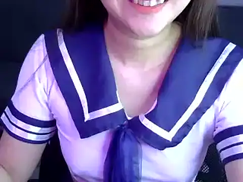 Bee 2k online show from 11/14/25, 04:49