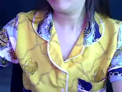 Bee 2k online show from 11/04/25, 04:49