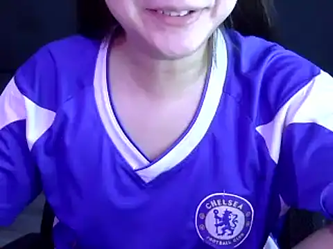 Bee 2k online show from 10/30/25, 04:33