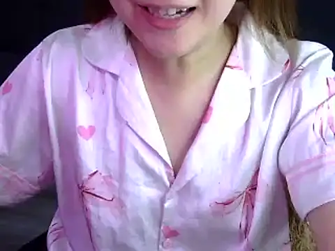 Bee 2k online show from 09/23/25, 04:41