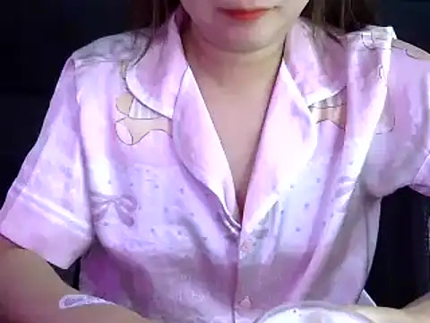 Bee 2k online show from 11/02/25, 04:28