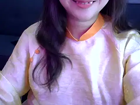 Bee 2k online show from 02/25/26, 04:34