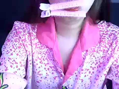 Bee 2k online show from 11/10/25, 04:50