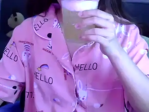 Bee 2k online show from 04/10/26, 04:19