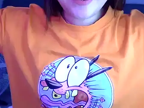 Bee 2k online show from 11/24/25, 04:56