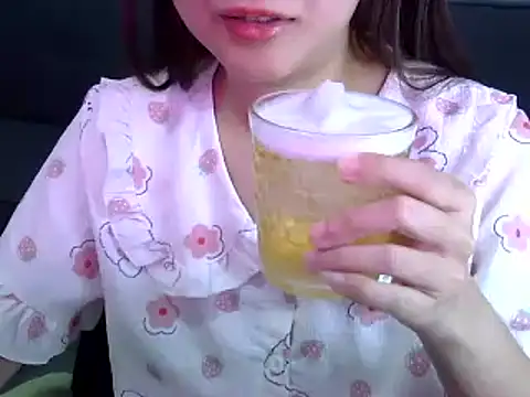Bee 2k online show from 07/07/26, 04:26
