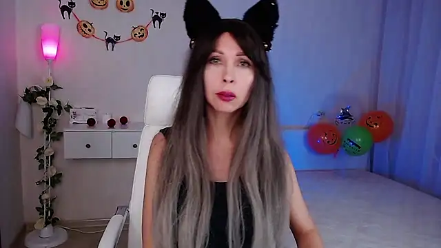 wendifoste online show from 10/27/25, 07:48