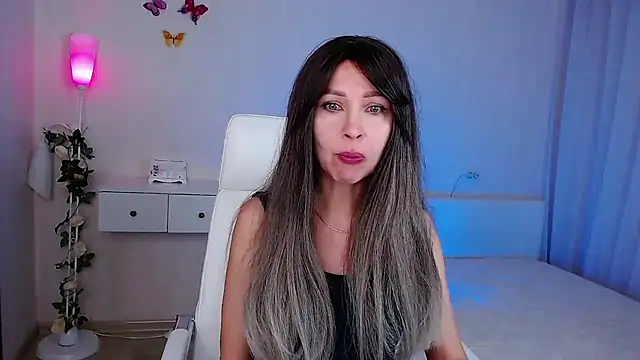 wendifoste online show from 11/24/25, 07:03