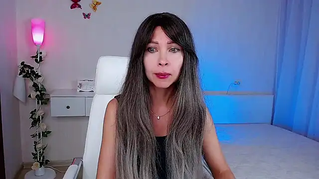 wendifoste online show from 09/24/25, 06:36