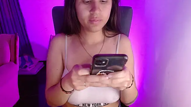 dominica-3 online show from 12/04/25, 03:05