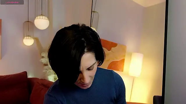 Snapshot of LorenDaze chatting on 02/16/26, 01:43 LorenDaze online show from 02/16/26, 01:43