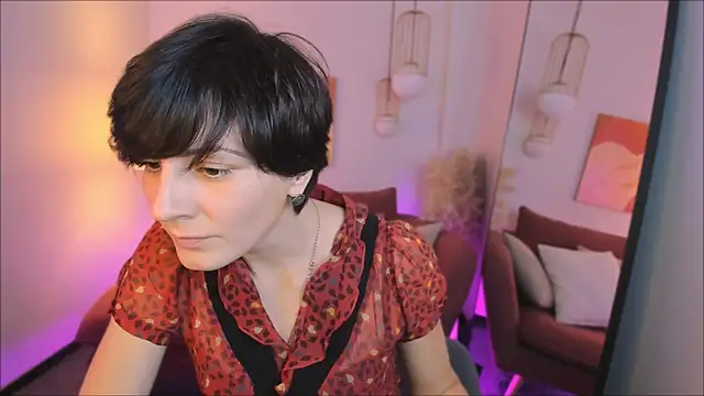 LorenDaze online show from 11/11/25, 02:34