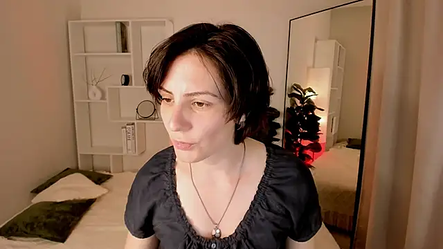 Snapshot of LorenDaze chatting on 06/30/26, 02:06 LorenDaze online show from 06/30/26, 02:06