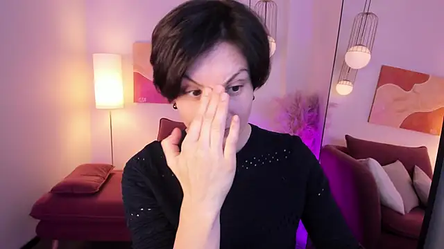 LorenDaze online show from 11/29/25, 01:55