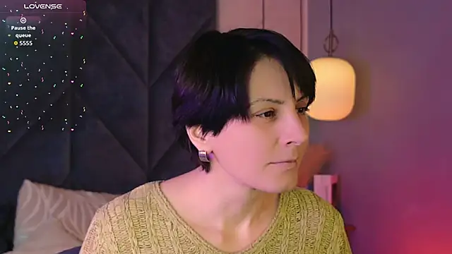 LorenDaze online show from 04/15/26, 06:08