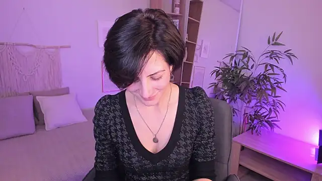 LorenDaze online show from 12/19/25, 06:49