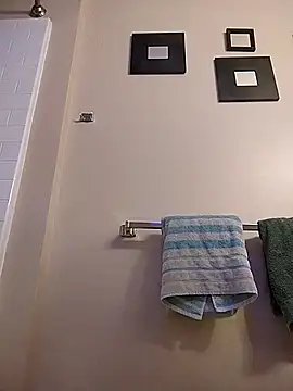 eatmeplease44 online show from 02/03/26, 03:15