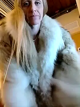 eatmeplease44 online show from 02/13/26, 07:52