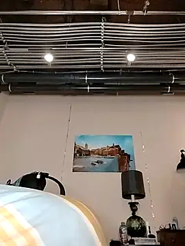 eatmeplease44 online show from 05/06/26, 12:36