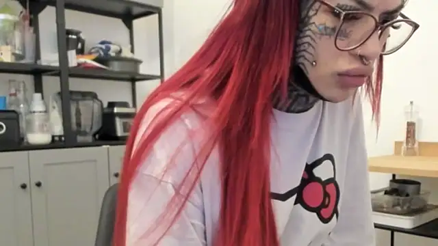 tamarapervert online show from 12/22/25, 09:53