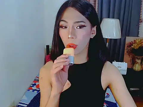 Snapshot of ELLIZABETHFORCUMXX chatting on 09/26/25, 10:33 ELLIZABETHFORCUMXX online show from 09/26/25, 10:33