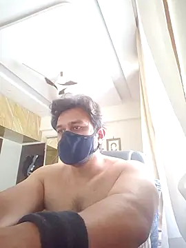 kaizercool1 online show from 04/24/26, 04:58