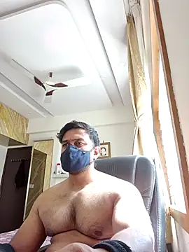 kaizercool1 online show from 02/15/26, 06:03